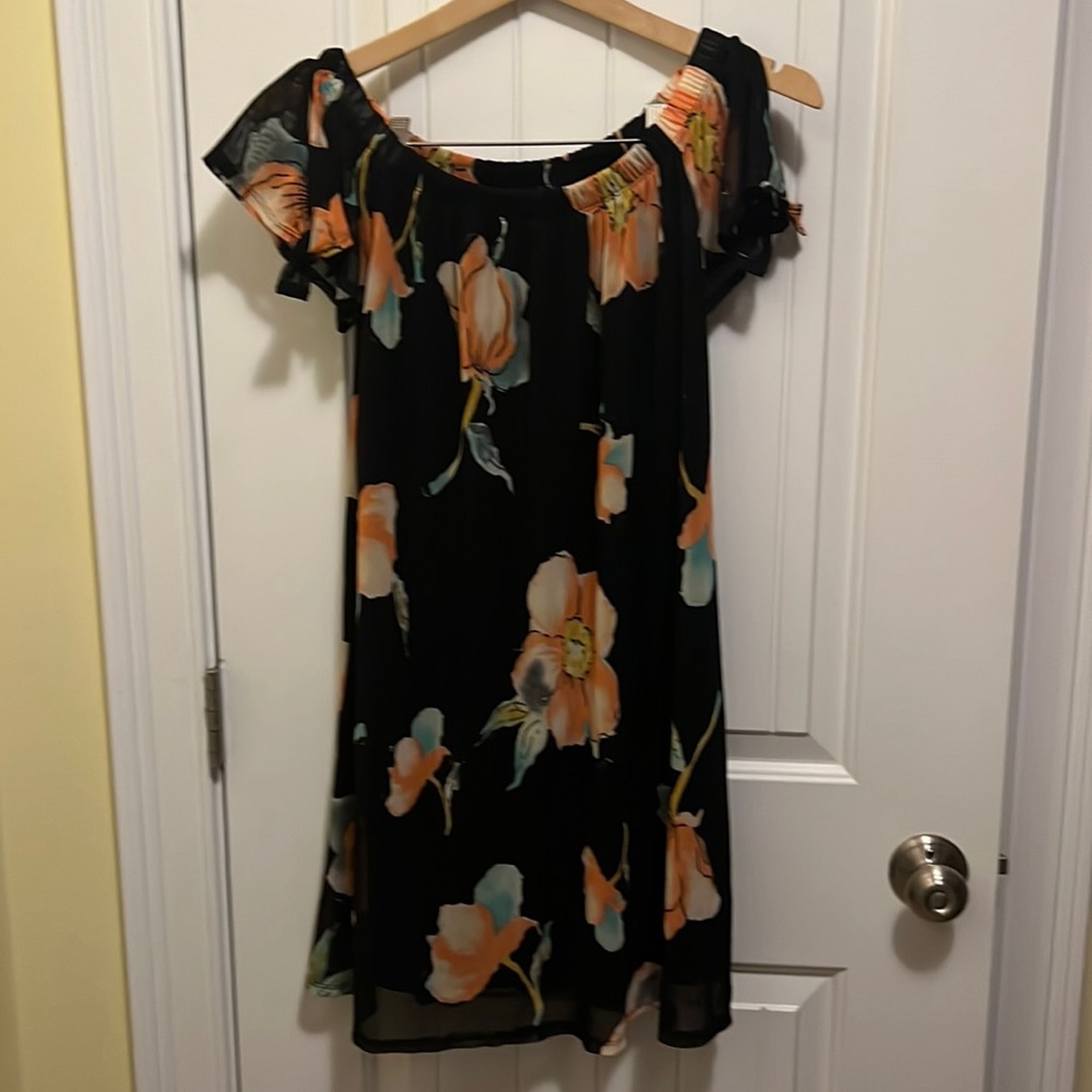 Women’s dress